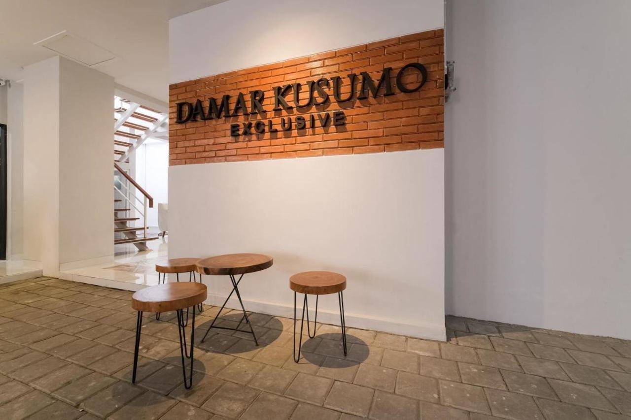 Super Oyo Collection O 90023 Damar Kusumo Guest House Maguwo Εξωτερικό φωτογραφία
